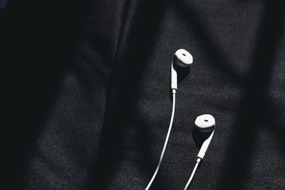 Sony Wired Earbuds: A Deep Dive into Audio Reliability